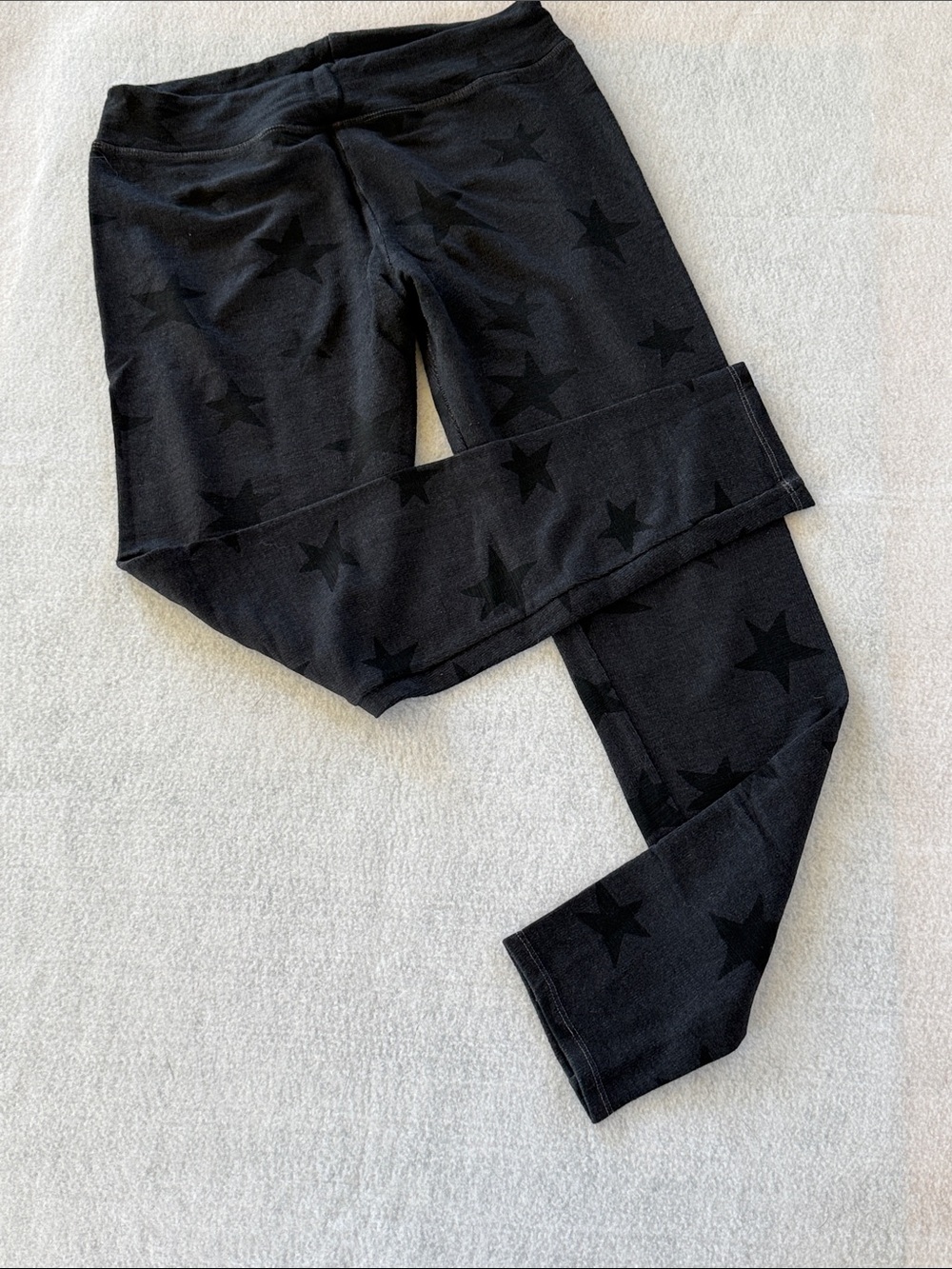 Sundry women’s Black Star-Print Leggings - Stretch Comfort